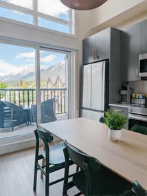 Scandi Mountain Haven:POOL-Mtn View-great location - Image 4