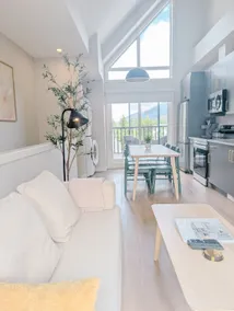 Scandi Mountain Haven:POOL-Mtn View-great location - Image 2