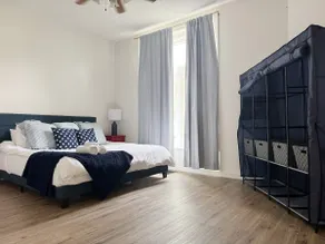 The Rose Inn C | KING 1BD/1BA Apt near Downtown - Image 2
