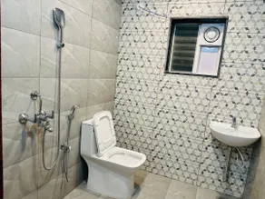 Luxury Modern 2BHK NearUSCONSULATE - Image 4