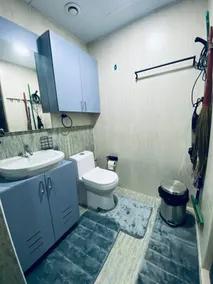 2BR Apt facing Riverside - Image 4