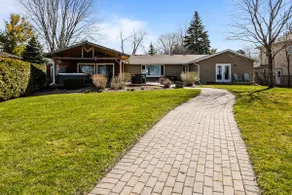 Sunset Shores Lakehouse- Hot Tub, Wet Bar & Games - Image 5