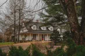Augustin Historical House – Large House/Inn - Image 2
