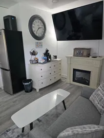 kline's Luxury Suite - Image 5
