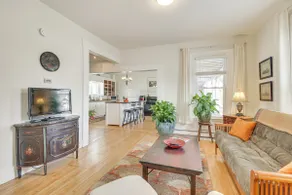 Tasteful Gardiner Triplex Near Downtown Augusta! - Image 2