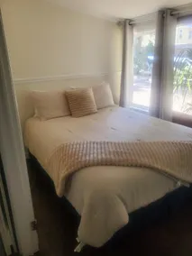Claiborne Suite - Image 2