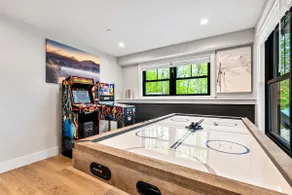Luxury Ski Chalet · Hot Tub + Sauna + Game Room - Image 5