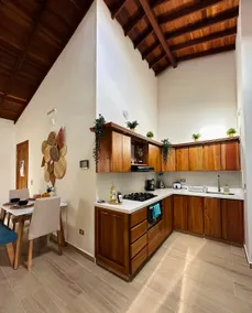 Bohemia House - Image 5