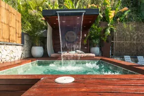 Glamping with Heated Jacuzzi and Private Waterfall - Image 4