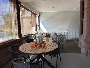 NH4: Timeless Elegance 1 BR Haven in Historic Home - Image 4