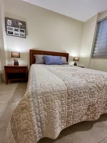 Modern and independent suite near the airport - Image 3