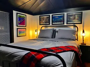 Firefly Cottage: A Sweetwater Stay - Image 2