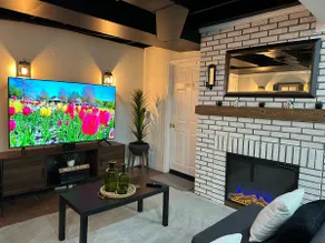 Spacious Private cozy apartment near mountains - Image 2