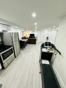 2 Bedroom Cozy Unit near Airport - Image 5
