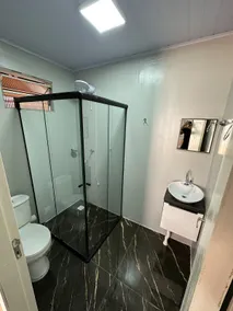 Luxury Loft 5 Downtown (Smart TV, Air Conditioning, Full Kitchen) - Image 2