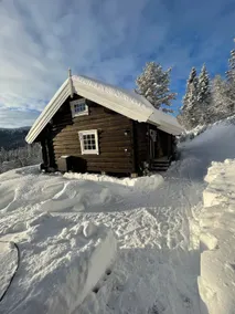 Cozy log cabin in the mountains! - Image 5