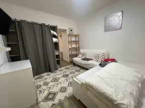 Entire apartment Quimper center, linens provided. - Image 3