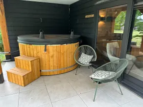 Luxury holiday home - Image 4