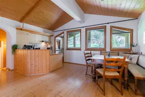 homy Alpine Deluxe Chalet in St Anton im Montafon - Image 5