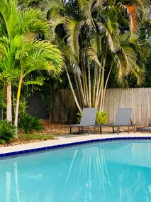Peaceful Heated Pool for Family Fun near Beaches - Image 2