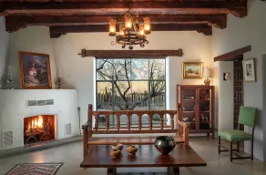 Old southwest luxury & glamor - Bolsius House - Image 2