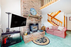 2BR dog-friendly, jetted tub, w/d, close to skiing - Image 2