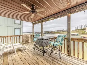 Indoor Pool and Hot Tub! Waterfront Private Deck! - Image 3