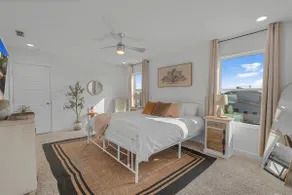 Stylish New Laredo Home - Image 4