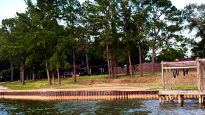 Lakehouse! Kayaks! Boat Slip! 3 Acres! - Image 5