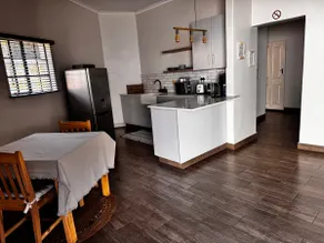 Family Garden Suite - Sleeps 4 - Image 4