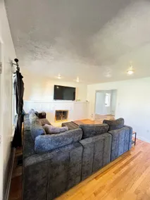 Private Hot Tub & Pool Home in Holladay - Central - Image 4