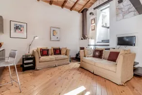 Loft retreat in the old town - Image 4
