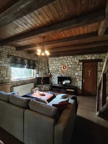 Erymanthos country home - Image 4