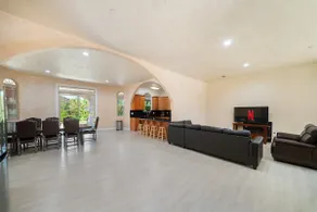 New 6BR Ranch house with Alpacas - Image 2
