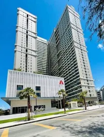 The apartment is near the beach - Image 5