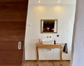 Villa JuPITER, Boracay, ocean view holiday home with pool - Image 4