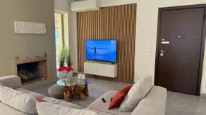 Luxury Seaside Retreat in Varkiza, Athens Riviera - Image 2