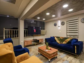 Villa with Green Shutters and Garden - Image 5