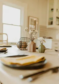 Modern White Farmhouse - Image 5