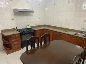 Unbeatable location in Plaza Sucre, apartment-style house. - Image 2
