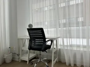 Beautiful one bedroom downtown Condo with pool and free parking - Image 3