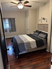 Convenient 1 BR With City View - Image 4