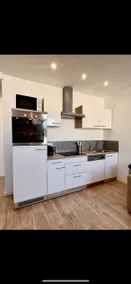 2-bedroom apartment near the center/park expo • Netflix - Image 3