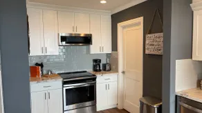 Alki Beach Cottage on the Water - Image 5