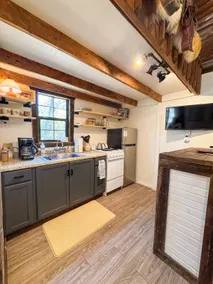 The Ranch Bunkhouse - Image 4