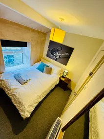 The Penthouse, Barnoldswick - Image 4