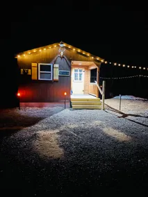 Cabin in the woods - Image 5