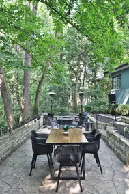 Secluded Ravine Retreat near OSU & Short North - Image 3