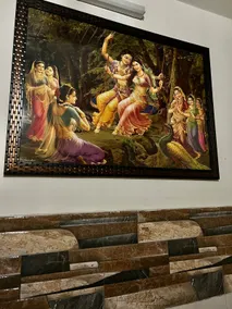 Brinda Kutir:Ground Floor AC room near Prem Mandir - Image 2