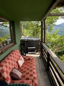 Nestree Escape – Ciubar & ATV - Image 4